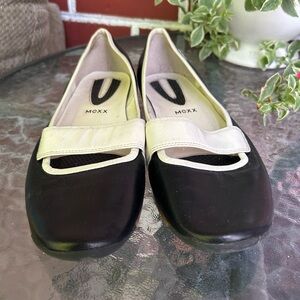 Mexx | black and white leather flats | size 37